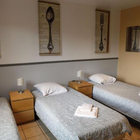 Auberge Du Cheval Blanc Avallon Ngoại thất bức ảnh